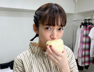 佐藤栞里